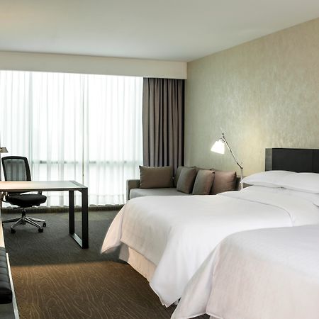 Wyndham Monterrey Ambassador Centro Hotel Kültér fotó