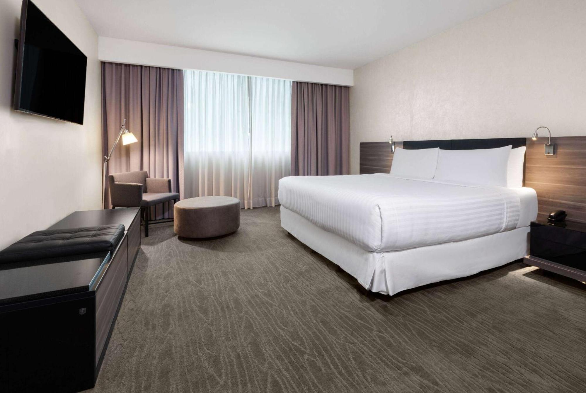 Wyndham Monterrey Ambassador Centro Hotel Kültér fotó